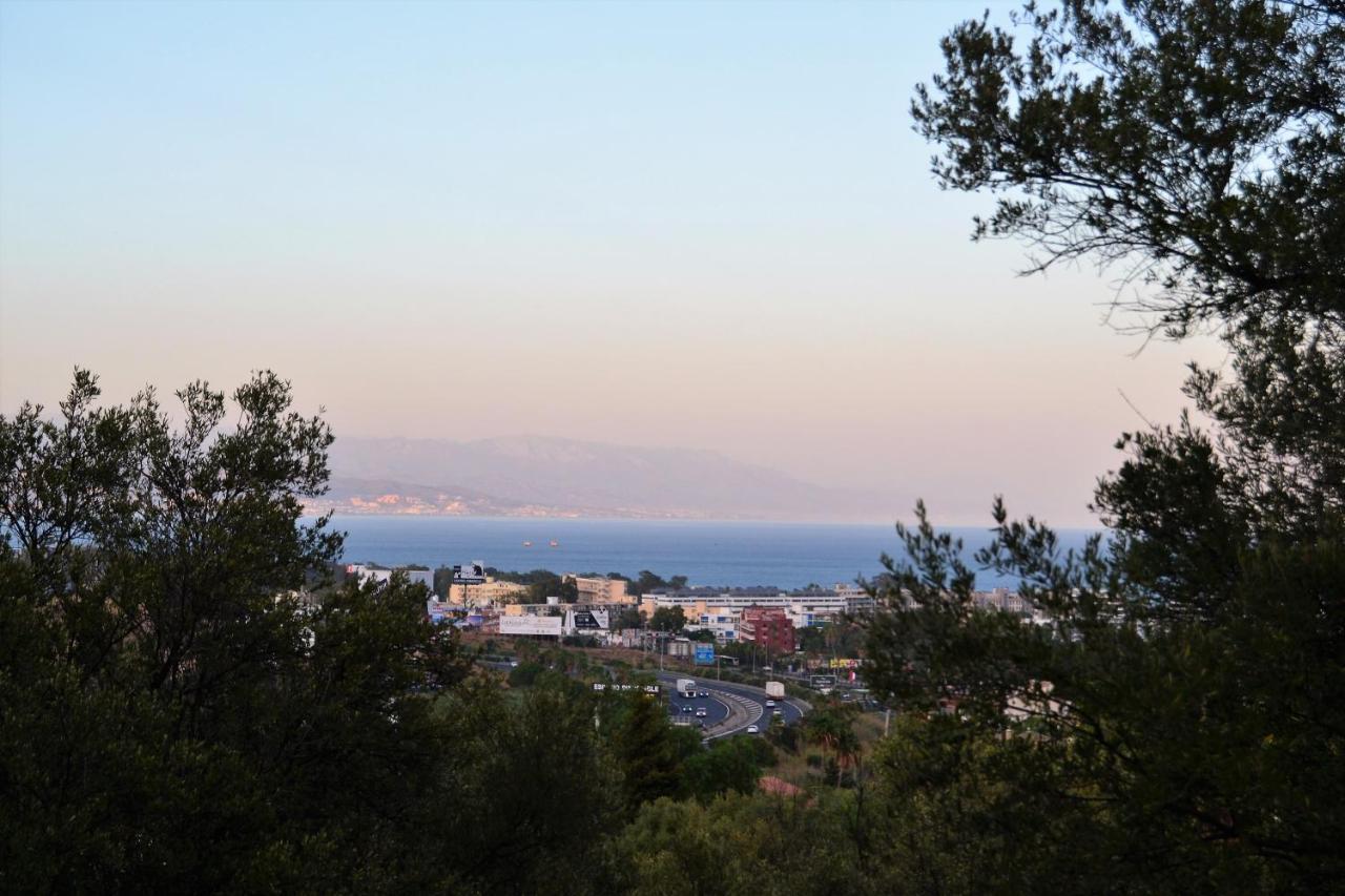 Suite Estudio Montana Torremolinos Zewnętrze zdjęcie